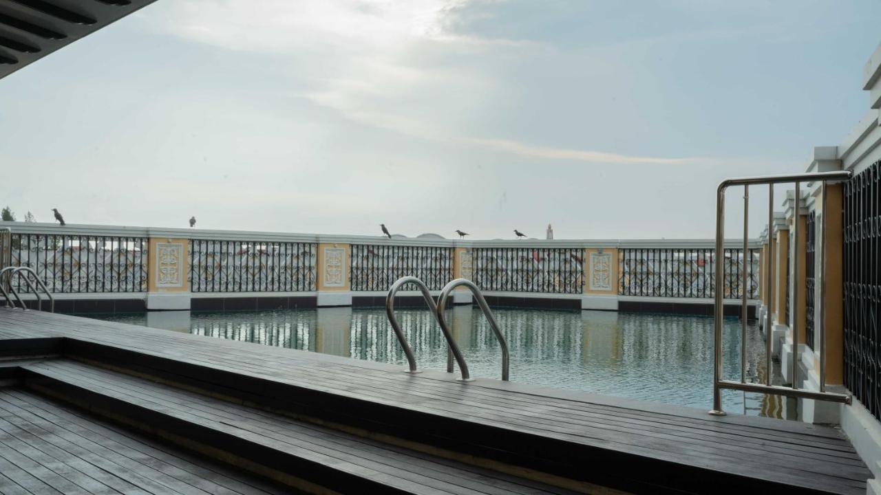 Kaizen Hotel & Suites Melaka Buitenkant foto