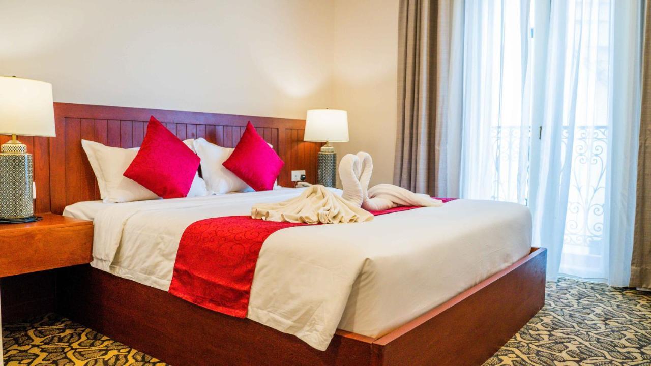 Kaizen Hotel & Suites Melaka Buitenkant foto