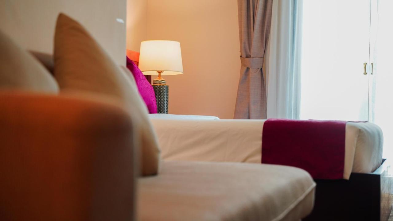 Kaizen Hotel & Suites Melaka Buitenkant foto