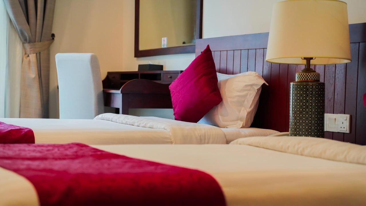 Kaizen Hotel & Suites Melaka Buitenkant foto